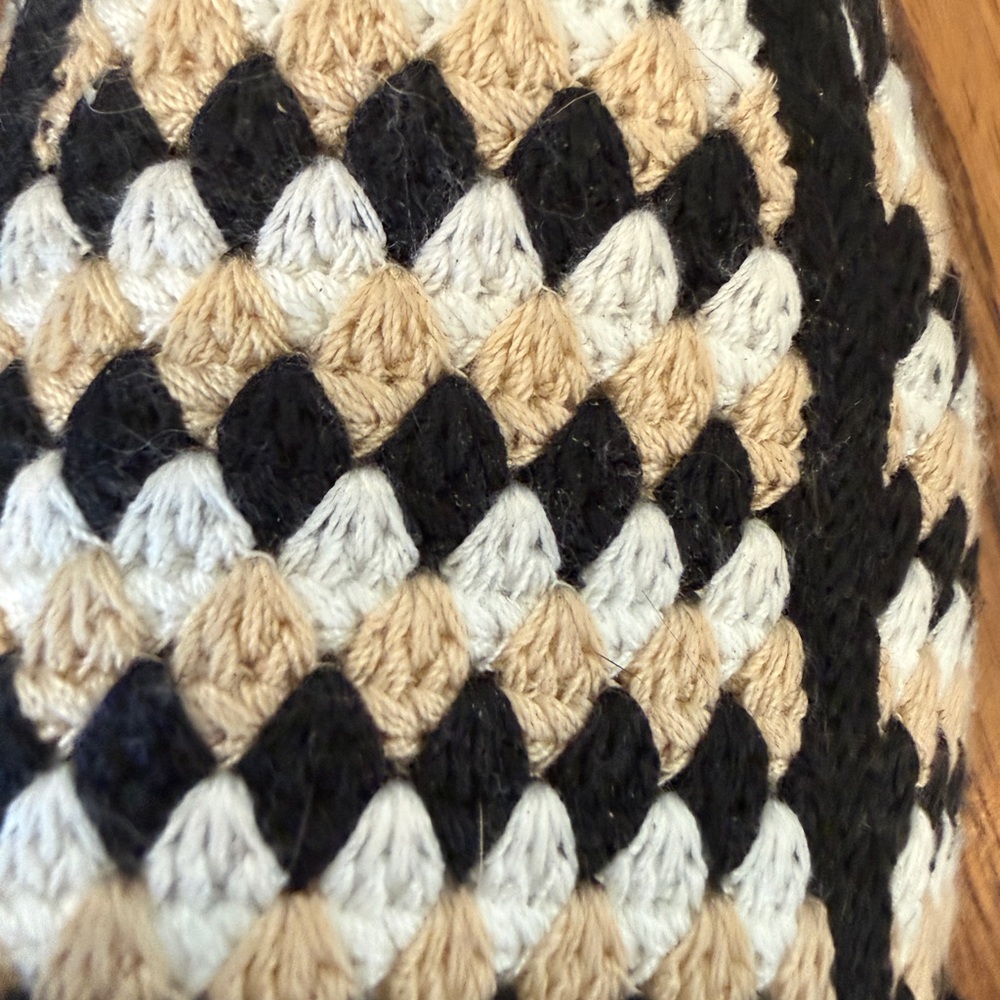 Kelly & Katie Black, White & Beige Woven Loafers - Like New!! - Picture 4 of 7